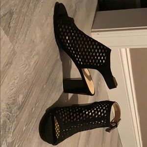 Liz Claiborne black heels